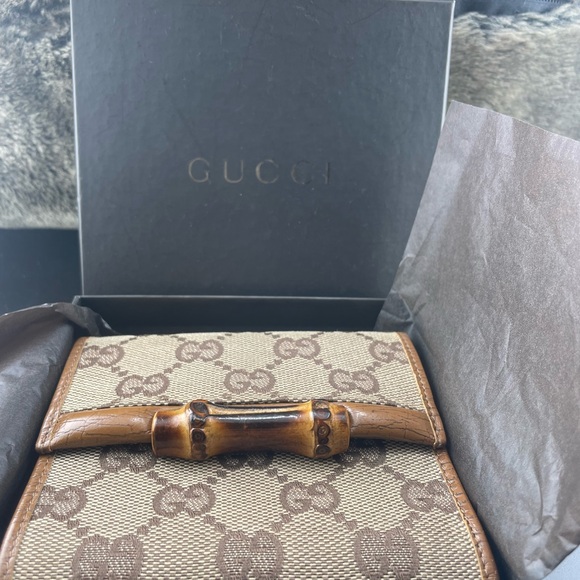 Vintage Gucci bamboo compact wallet. - Picture 13 of 13